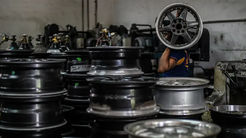 Intip Bengkel Tempat Reparasi Pelek Mobil di Kuala Lumpur