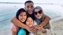 <p>Setelah menjadi perbincangan warganet, baru diketahui sebelum foto beredar, mantan istri Pasha Ungu itu telah ditalak oleh sang suami dengan alasan tak jelas. [Instagram/gunawandwicahyo13]</p>