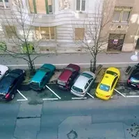 Gambar-gambar berikut ini berpotensi bikin cewek perfeksionis dan lagi PMS kesal. (Via: boredpanda.com)