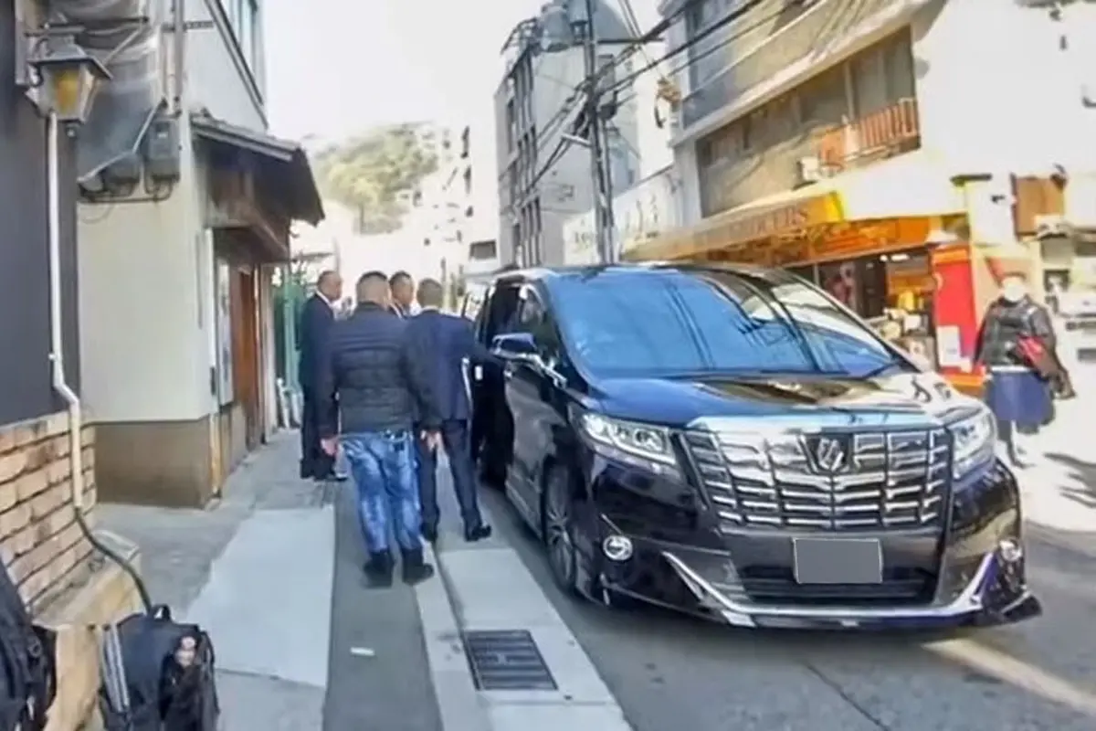 Mobil yang Sering Digunakan Mafia Yakuza