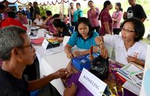 Antusiasme bapak-bapak di Gianyar ikut program KB