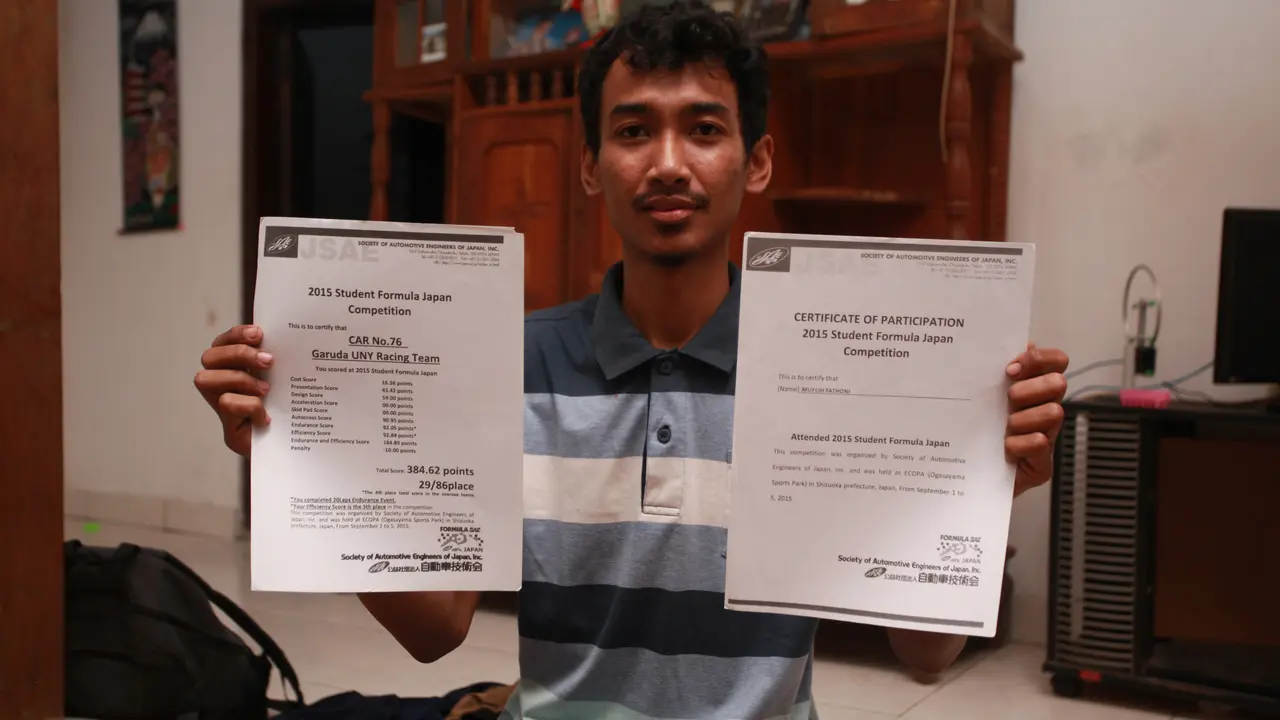 Lulusan Berprestasi