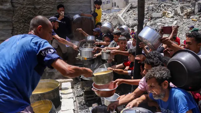 Israel Izinkan Masuknya Bantuan Pangan ke Gaza