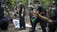 Penemuan jasad diduga korban perdagangan manusia di Thailand. (Reuters)