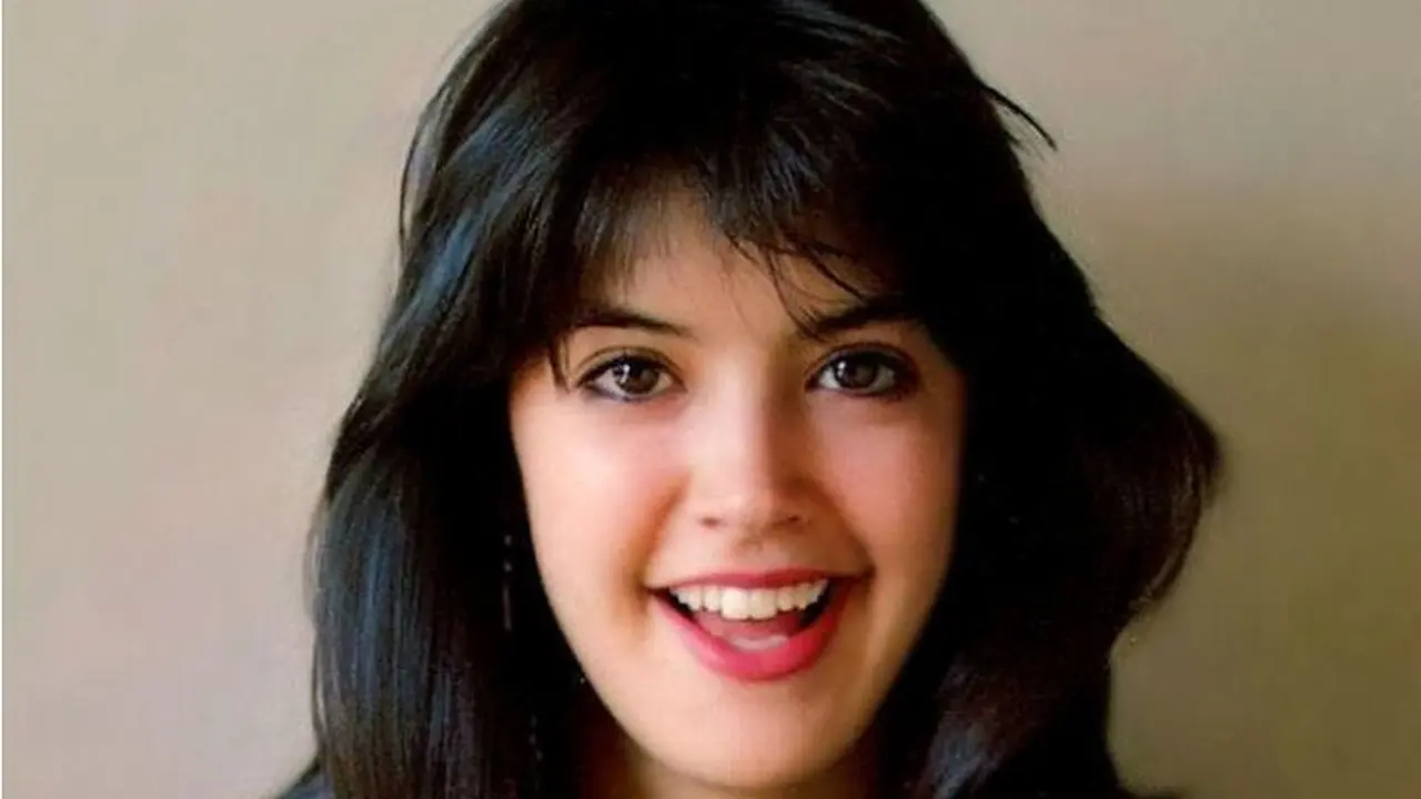 [Bintang] Phoebe Cates