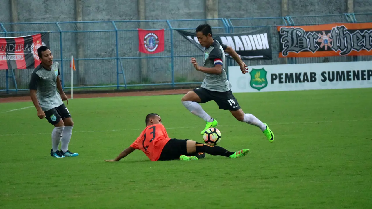 Persija Jakarta vs Persela Lamongan