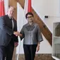 Menteri Luar Negeri Republik Indonesia (Menlu RI) Retno Marsudi (kanan) dan Menlu Denmark Lars Løkke Rasmussen dalam kunjungan kerjanya ke Kopenhagen, 14 Juni 2023. (Dok: Kemlu RI)