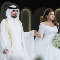 Princess Dubai Sheika Mahra memiliki kecantikan yang memikat. Pesonanya begitu memukau tak hanya pada hari pernikahannya. [foto: Instagram/ hhshmahra]