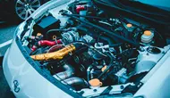 Mesin Mobil Pincang Saat Dinyalakan? Cek 6 Komponen Ini