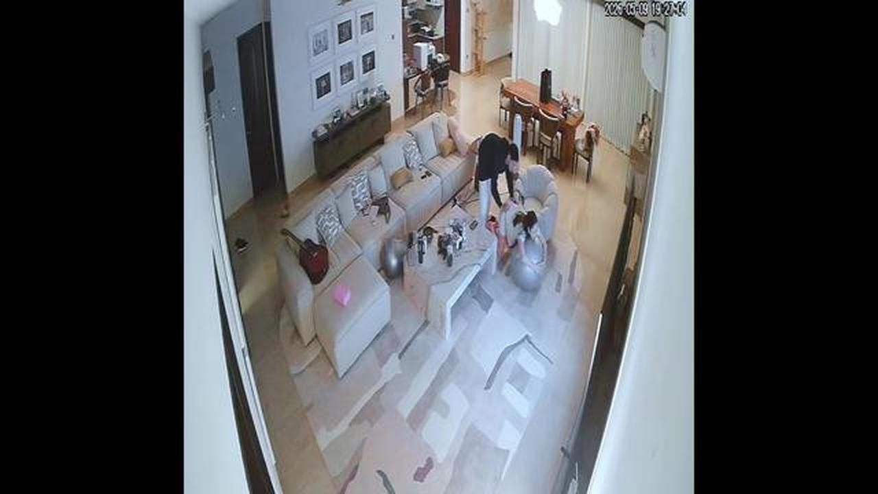 7 Potret Ruang TV Rumah Al Ghazali dan Alyssa Daguise, Spot Favorit Kumpul Keluarga