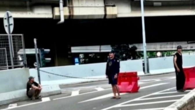 Polisi Tangkap 6 Pak Ogah Diduga Pungli di Exit Tol Rawa Buaya