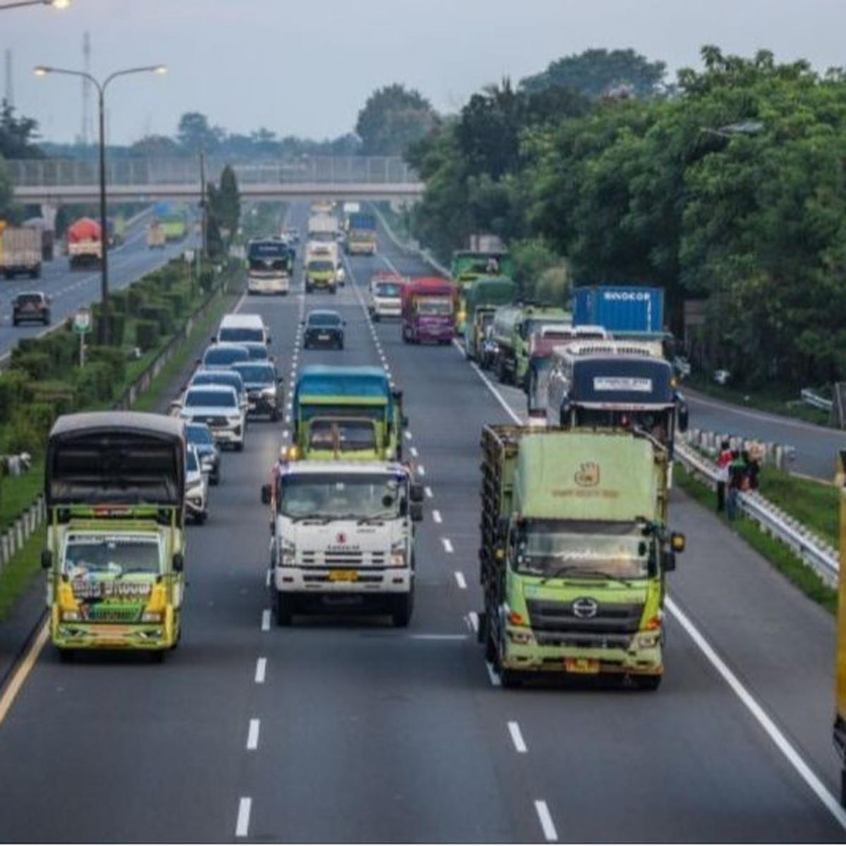 H-9 Lebaran: 169 Juta Kendaraan Padati Tol Tangerang-Merak, ASTRA Infra Imbau Pemudik Bijak