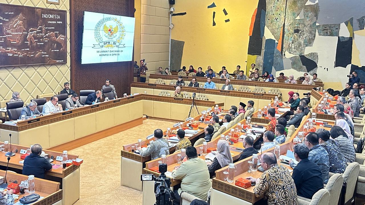 Berebut Bahas RUU Pemilu, Komisi II DPR: Baleg Bukan Pabrik Pembuat UU