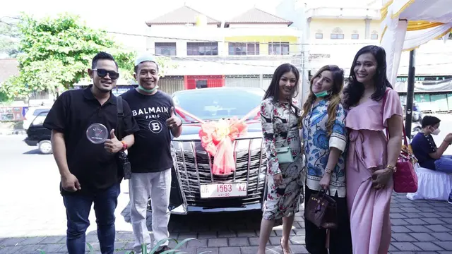 Sarwendah dan Shandy Purnamasari