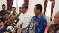 Pimpinan MPR RI mengantarkan undangan kepada Presiden Joko Widodo untuk dilantik menjadi Presiden Republik Indonesia 2019-2024, bersama KH Maruf Amin sebagai Wakil Presiden.