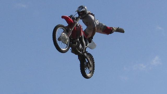 Ilustrasi motocross (Wikimedia Commons)
