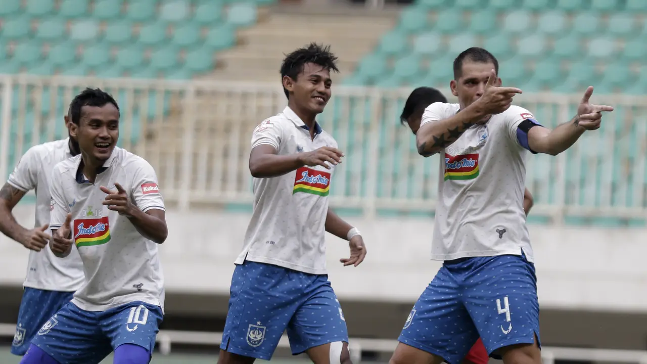 Tira Persikabo vs PSIS Semarang