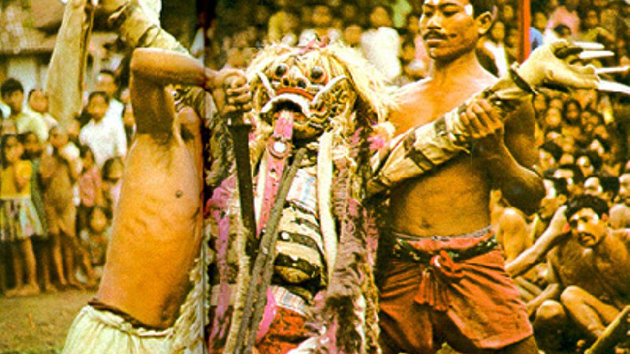 Pertunjukan Calonarang di Bali