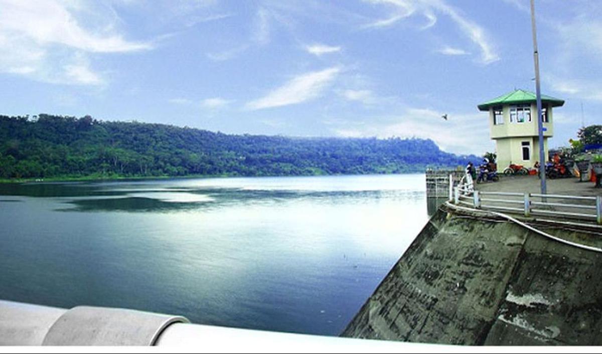 <b>4. Waduk Cirata</b><br>