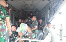 VIDEO: Respons Kapolri Panglima Bantuan Beras Hancur Dikirim Lewat Heli "Dipasang ..."