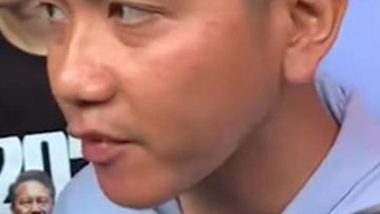 VIDEO: Gibran Didampingi Sis Grace PSI Blusukan Sapa Nelayan di Muara Baru