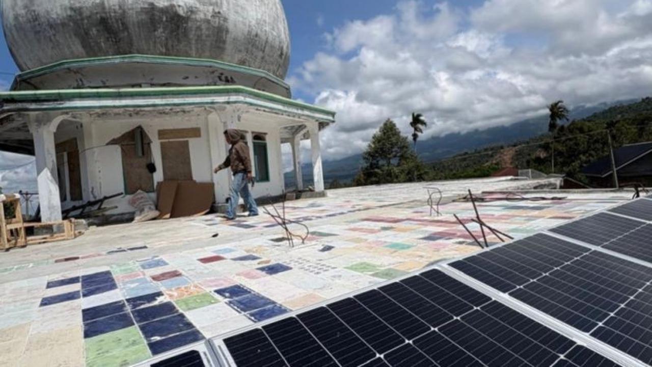 UGM Pasang Penjernih Air Tenaga Surya di Aceh, Solusi Krisis Air Bersih Pascabencana