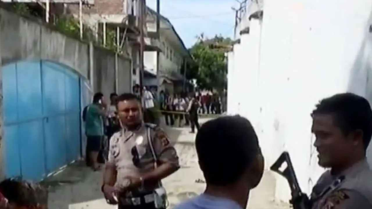 Segmen 2: Ledakan Bom di Lapas hingga Gatot Brajamusti Diperiksa