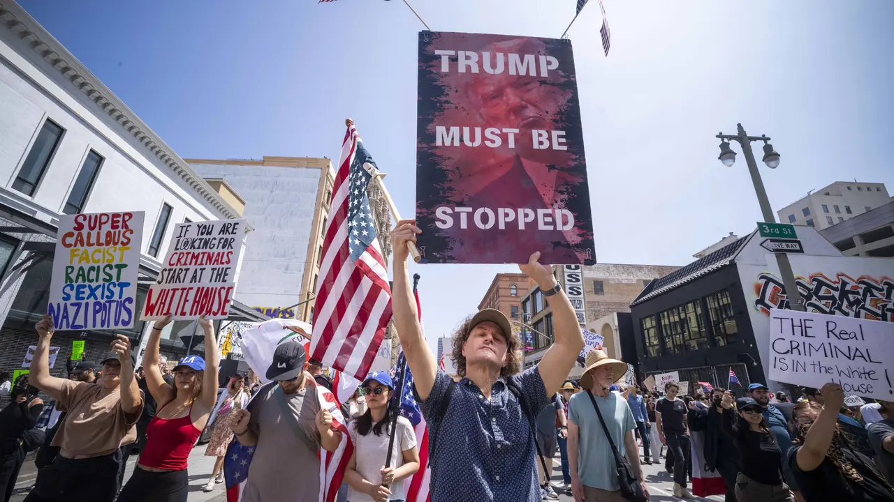Potret Demo No Kings Warnai Hari Ulang Tahun Trump