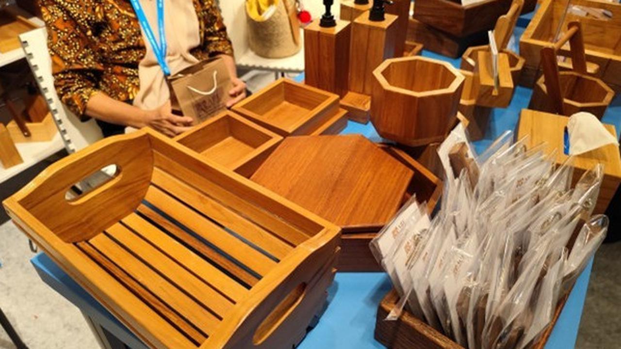 Peserta BRI UMKM EXPO(RT) Ini Olah Limbah Jati Jadi Produk Multifungsi