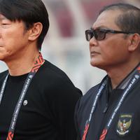 Bek Legendaris Timnas Indonesia Masih Kecewa dengan Pemecatan Shin Tae-yong: Kesalahan Besar, Merusak Momentum Skuad Garuda