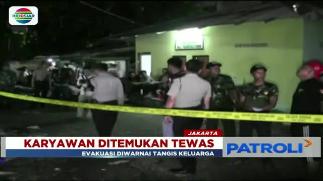 Mayat pria pengangkut alat berat ditemukan membusuk di dalam mess karyawan di Jalan Daan Mogot, Jakarta Barat.