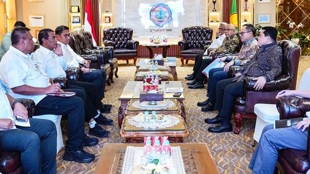 Erick Thohir Dukung Penuh Program dan Kebijakan Mentan Amran, Termasuk Kenaikan Kuota Pupuk Subsidi