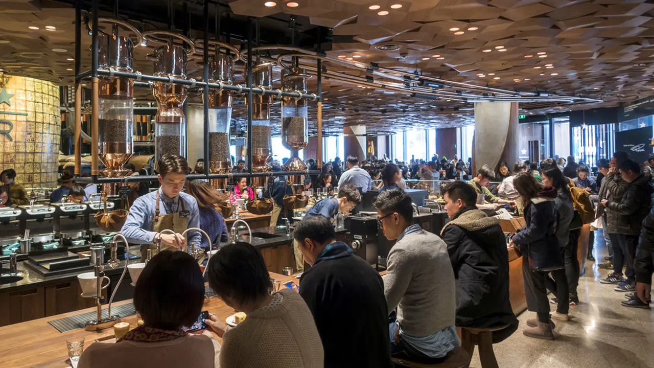 Gerai Terbaru Starbucks di Shanghai, China