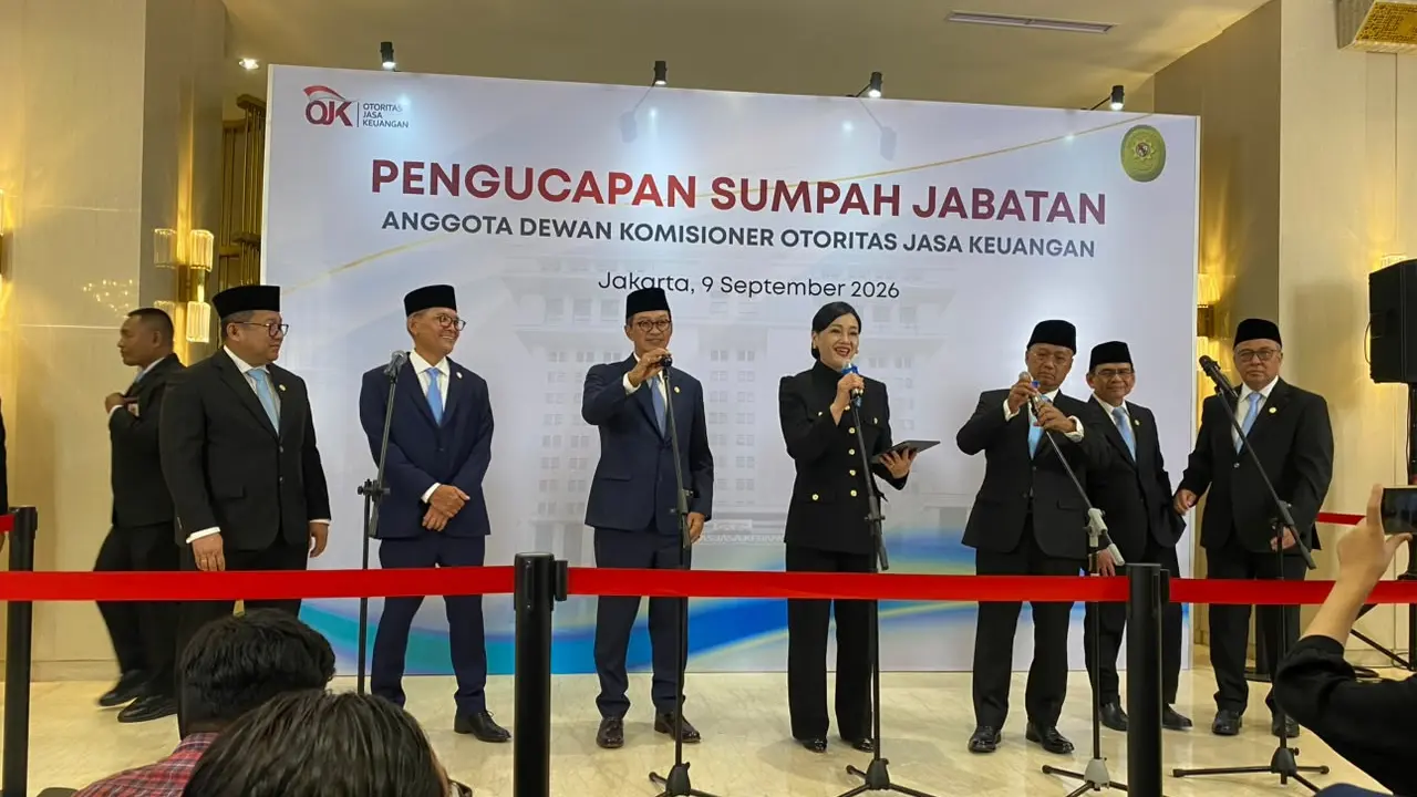 Sarjito resmi dilantik sebagai Kepala Eksekutif Pengawas Bursa Mineral dan Komoditas Strategis OJK. (Liputan6.com/Christian)