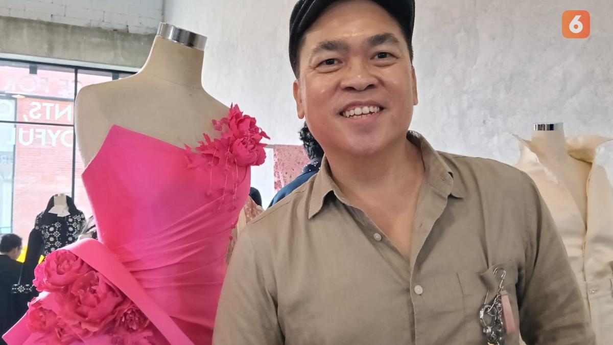 Billy Tjong Bawa Kisah Fuschia dan Korset ke Panggung JF3 Setelah 6 Tahun Absen