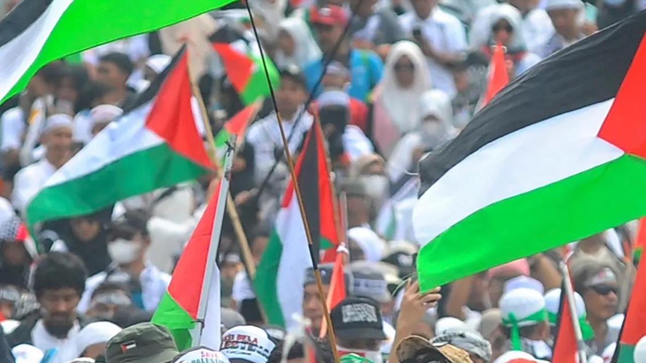 Benarkah Polisi Razia Larang Gunakan Kaus Palestina? Ini Faktanya!