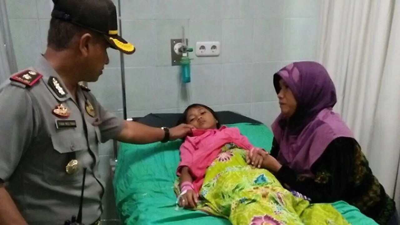 Syukuran Tujuh Bulanan Berakhir dengan Keracunan Makanan