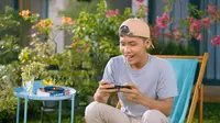 Bintang Emon Beberkan Tipe-Tipe Orang Saat Pilih Smartphone, Kamu yang Mana?