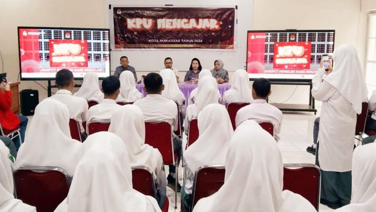 KPU Mengajar Makassar Aktifkan Program Demokrasi di Sekolah, Bekali Pemilih Pemula