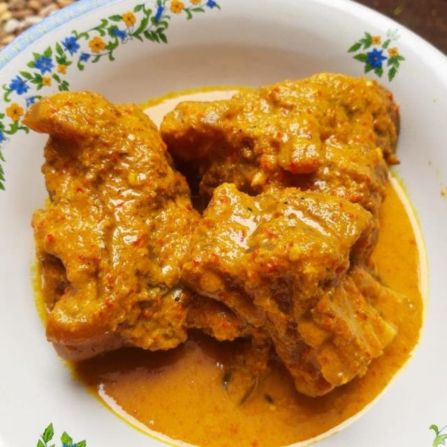 5 Menu Khas Minang ala Dapur DaEzzy, Sedapnya Tak Kalah dengan Restoran Ternama