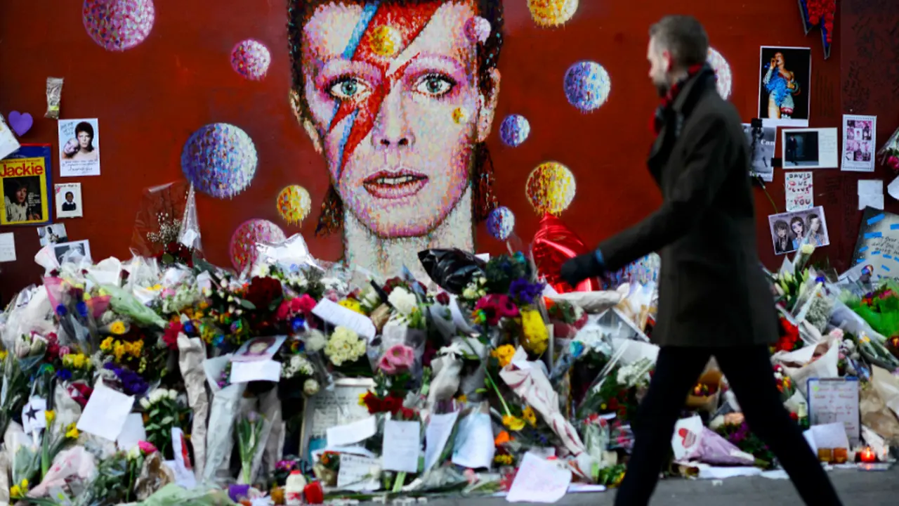 Curahan Hati Anak David Bowie Setelah Kematian Sang Ayah