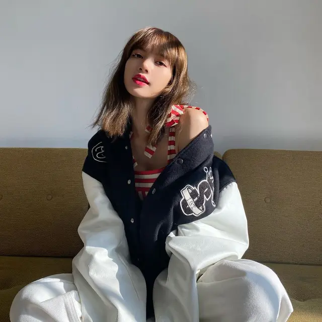 Lisa BLACKPINK