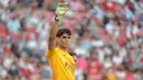 Kesuksesan Sevilla musim ini tak lepas dari Yassine Bounou atau dikenal dengan Bono yang berhasil membuat 13 clean sheet dalam 29 penampilannya. Kiper 30 tahun itu saat ini memiliki nilai pasar sebesar 15 juta euro. (AFP/Cristina Quicler)