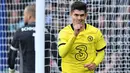 Chelsea berani menebus mahal Christian Pulisic usai tampil memukau bersama Borussia Dortmund. Winger berkebangsaan Amerika Serikat tersebut didatangkan dengan harga 64 juta euro. Namun, seiring berjalannya waktu, Pulisic tampil biasa saja dan sering digantikan. (AFP/Ben Stansall)