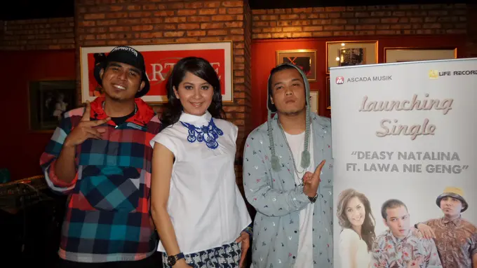 [Bintang] Deasy Natalina dan Lawa Nie Geng