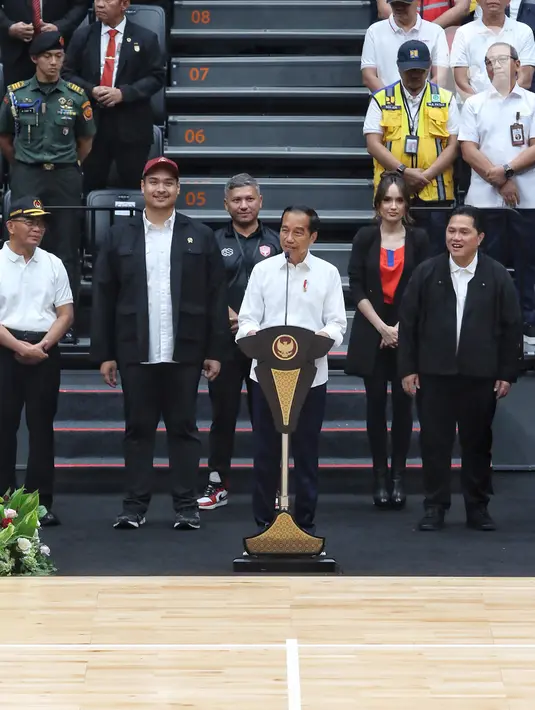 Stadion multifungsi di kompleks Gelora Bung Karno (GBK) Jakarta ini nantinya akan jadi tempat penyelenggaraan Piala Dunia Basket atau FIBA Basketball World Cup 2023, dimana Indonesia jadi tuan rumah bersama Filipina dan Jepang. (Liputan6.com/Angga Yuniar)