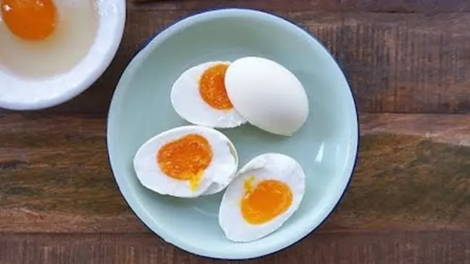 Telur asin/Copyright Shutterstock