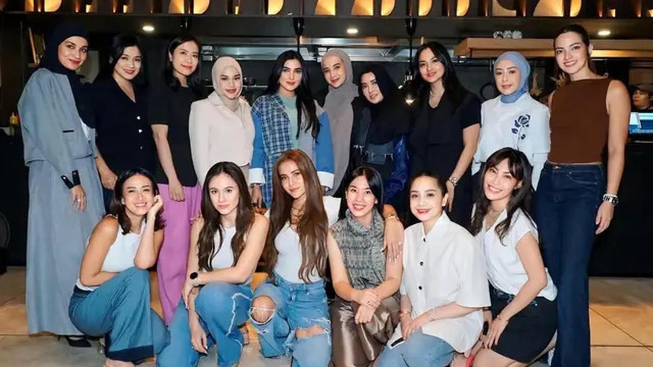 Foto-Foto Geng Cendol Gelar Arisan di Pertengahan 2025, Penuh Keseruan dan Kekompakan