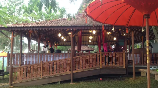 The Bale, Restoran Organik Pertama dan Tertinggi di Lembang Dibuka