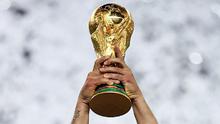 Ilustrasi trofi piala dunia (AFP)